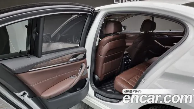 BMW 5 Series (G30) id 2671166 из Кореи 18