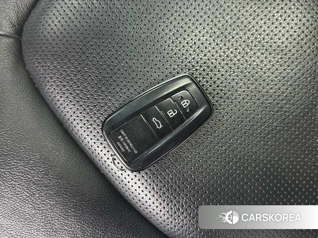 Toyota Camry id 4262393 из Китая 18