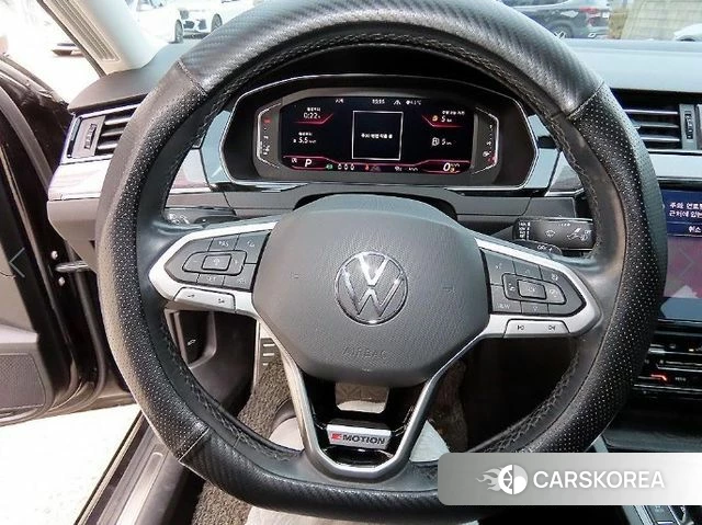 Volkswagen Passat GT (B8) id 3843389 из Кореи 18