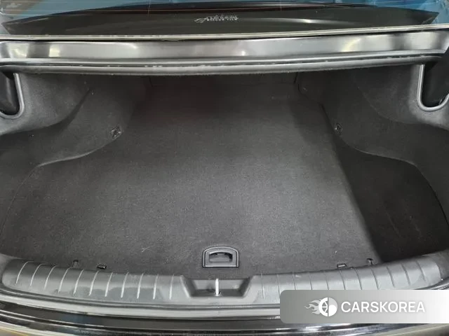 Hyundai Grandeur Hybrid (GN7) id 3333772 из Кореи 18