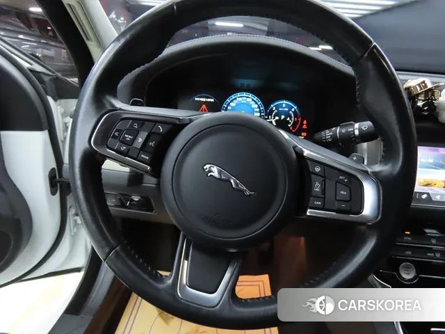 Jaguar XF (X260) id 3210078 из Кореи 18