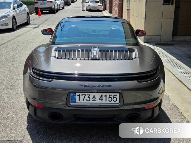 Porsche 911(992) id 4360183 из Кореи 18