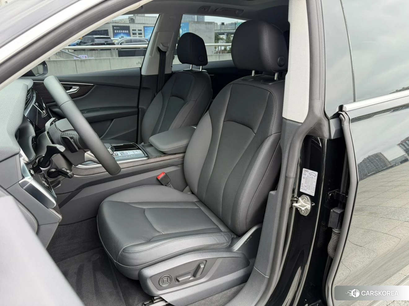 Audi Q8 id 4461864 из Китая 24