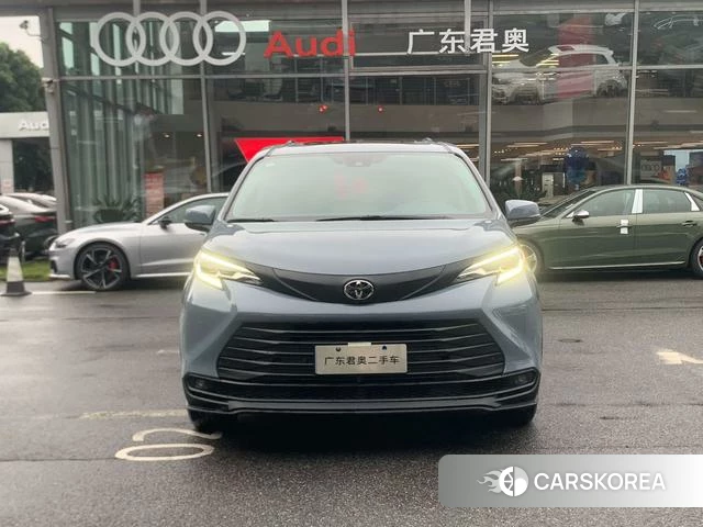 Toyota Saina id 4279171 из Китая 22