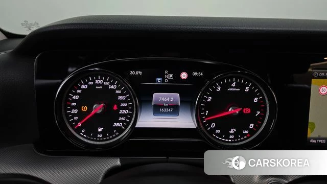Mercedes-Benz E-Class W213 id 4689542 из Кореи 18