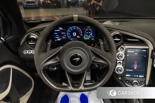 McLaren 765LT id 2984540 из Кореи 8