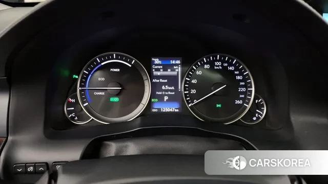 Lexus New ES300h id 3045639 из Кореи 18