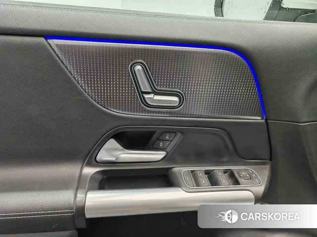 Mercedes-Benz GLA id 3927043 из Китая 18