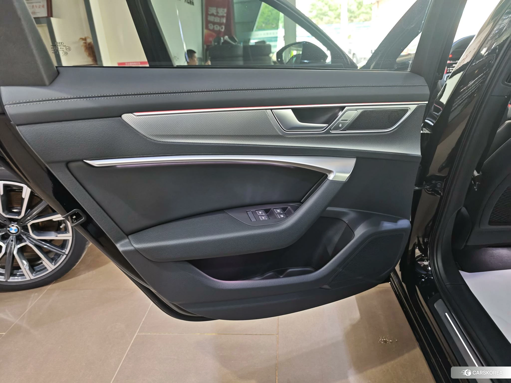 Audi A6L id 4515255 из Китая 11