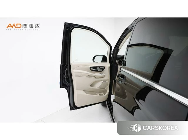 Mercedes-Benz V-class id 4255982 из Китая 9
