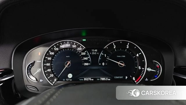 BMW 5 Series (G30) id 4552009 из Кореи 29