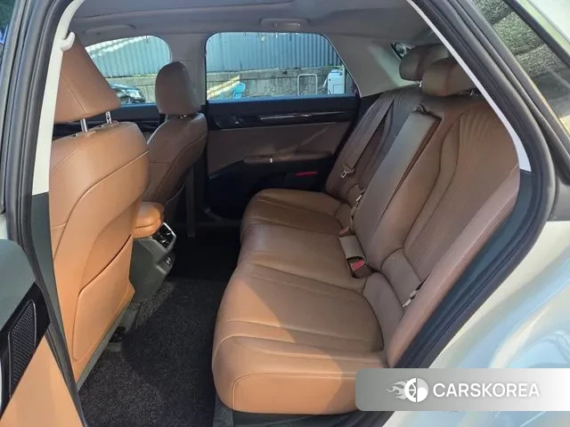 Hyundai Grandeur (GN7) id 2998330 из Кореи 18