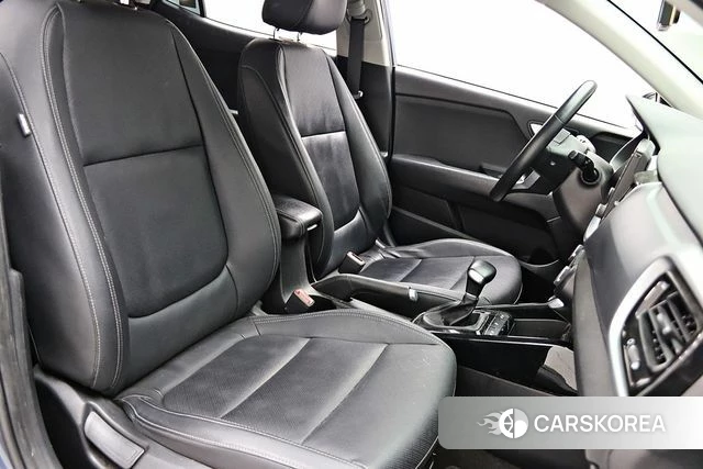 Kia Stonic id 3954990 из Кореи 18