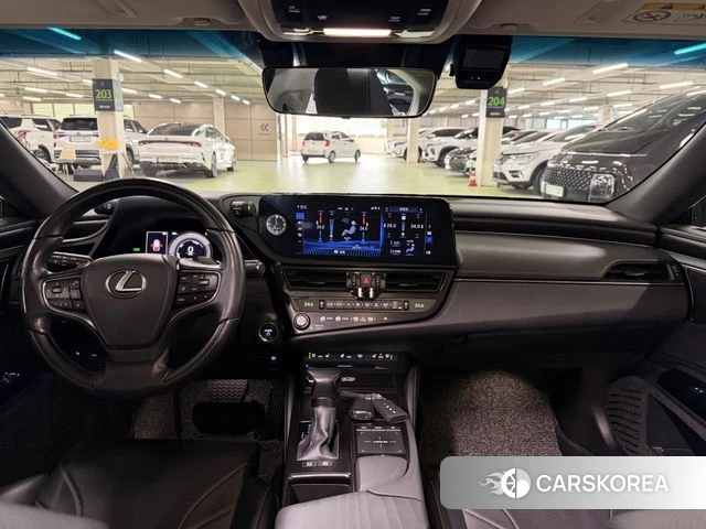 Lexus ES300h 7th generation id 4561768 из Кореи 18