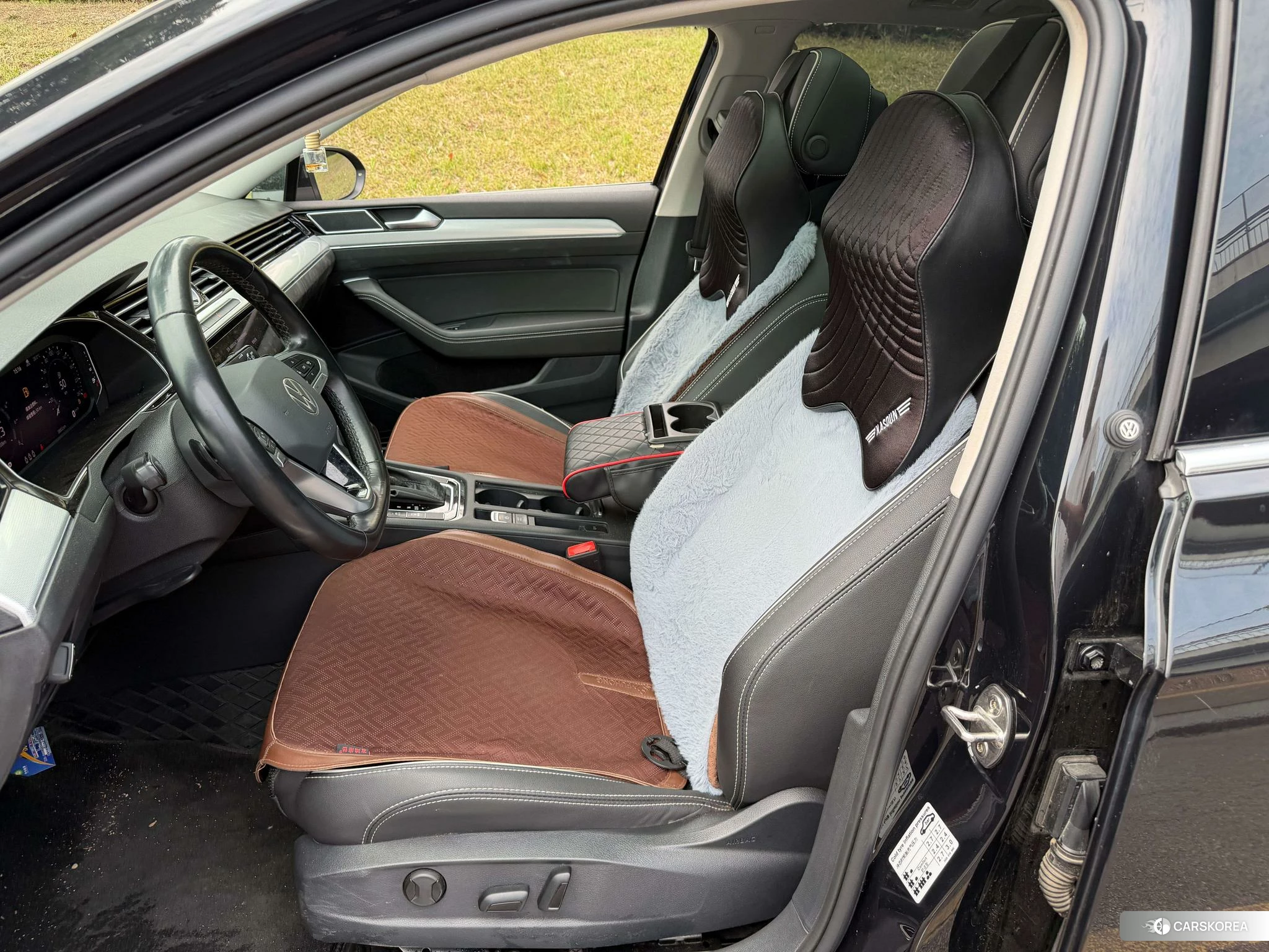 Volkswagen Magotan PHEV id 4461597 из Китая 12