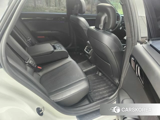 Hyundai Grandeur Hybrid (GN7) id 3889213 из Кореи 18