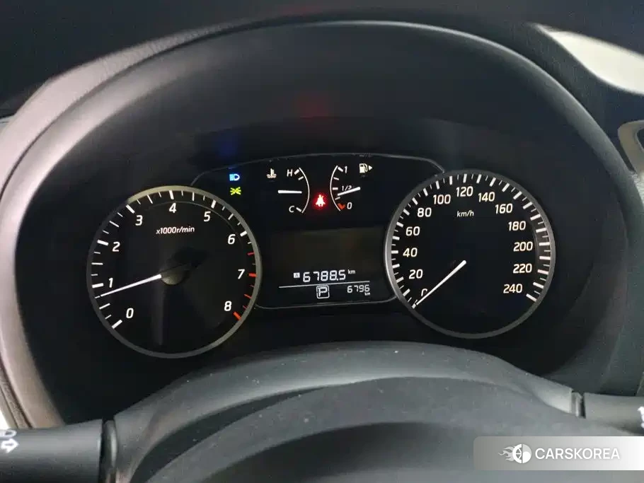 Nissan Sylphy id 4680716 из Китая 14