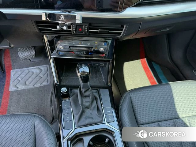 Volkswagen Passat id 4278882 из Китая 22