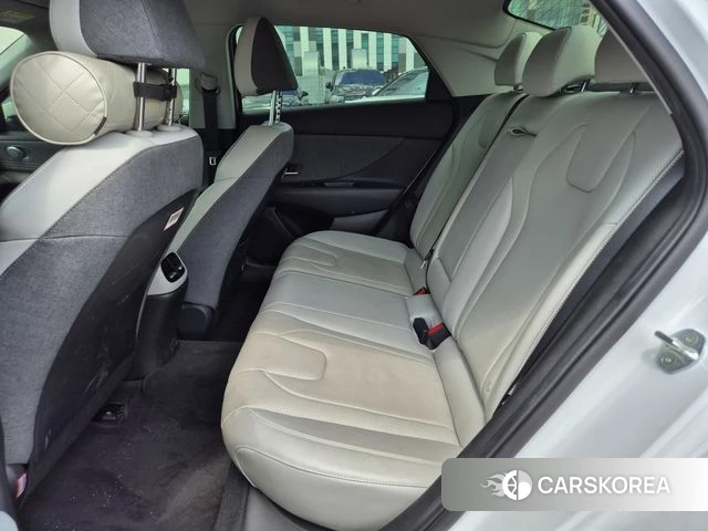 Hyundai Avante (CN7) id 4641782 из Кореи 8