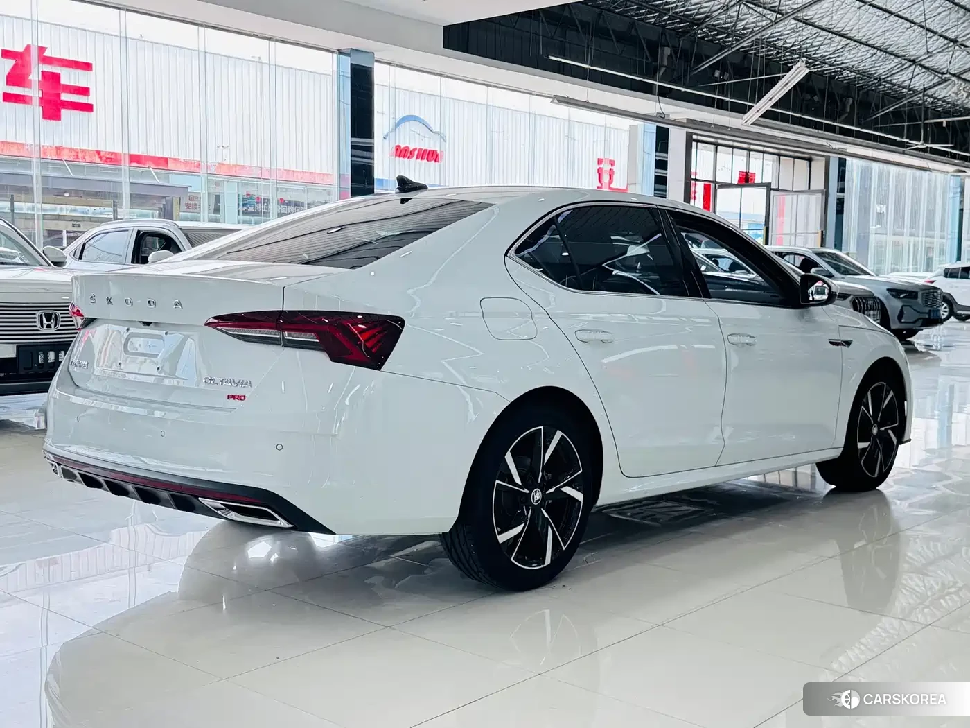 Skoda Octavia id 4570369 из Китая 12