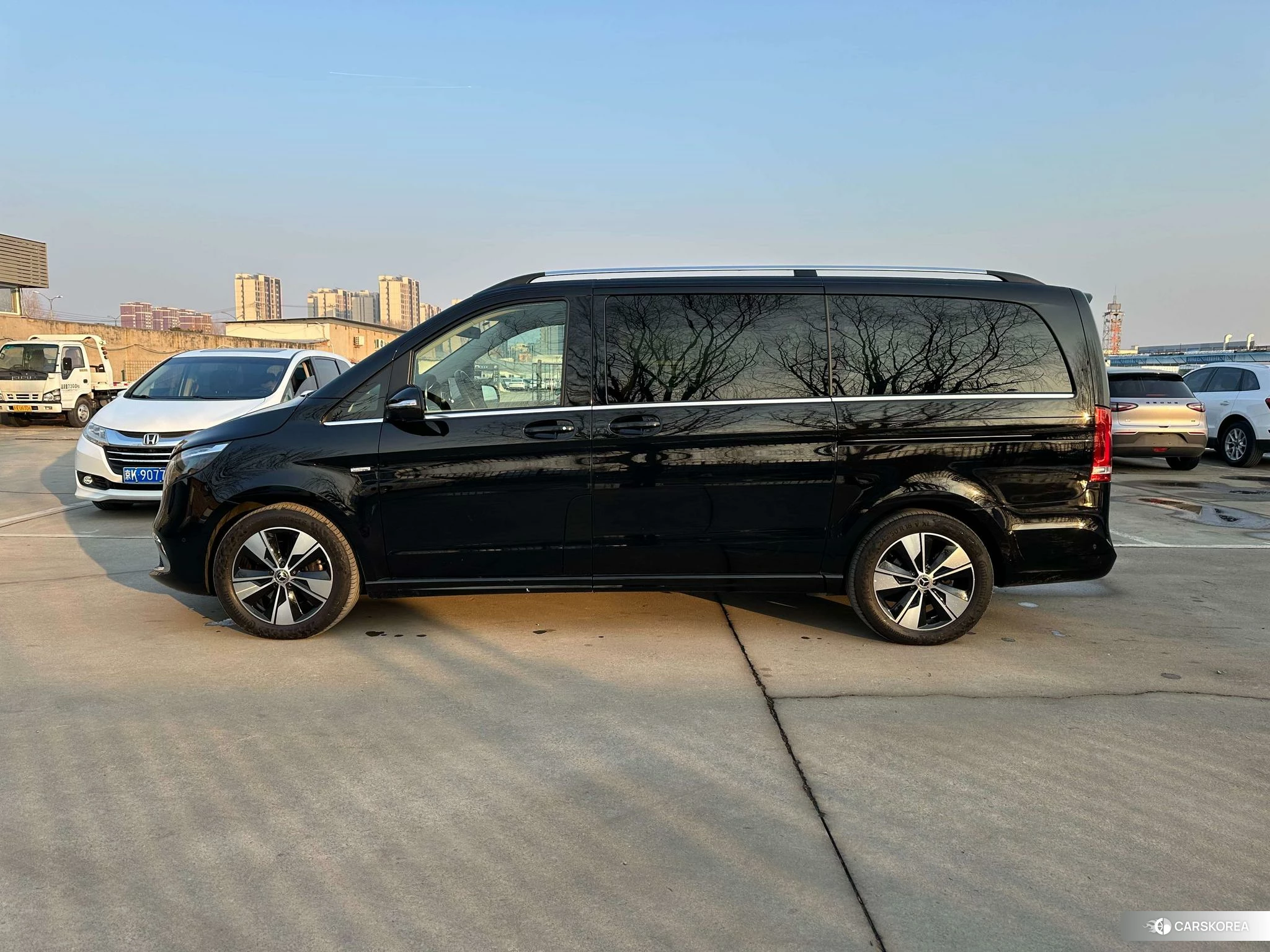 Mercedes-Benz V-class id 4486627 из Китая 25
