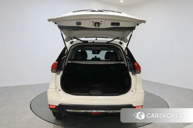 Nissan Qijun id 4334912 из Китая 18