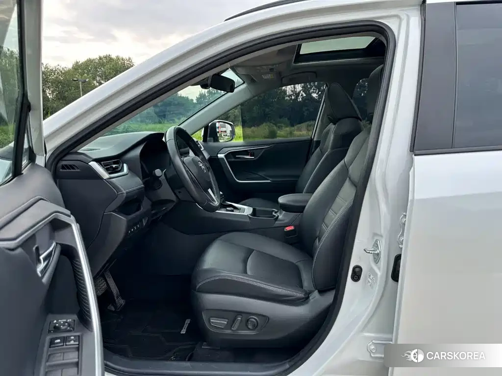 Toyota RAV4 id 4628265 из Китая 27