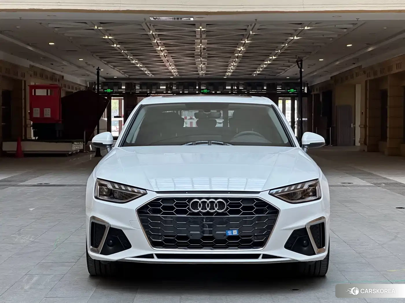 Audi A4L id 4617057 из Китая 18