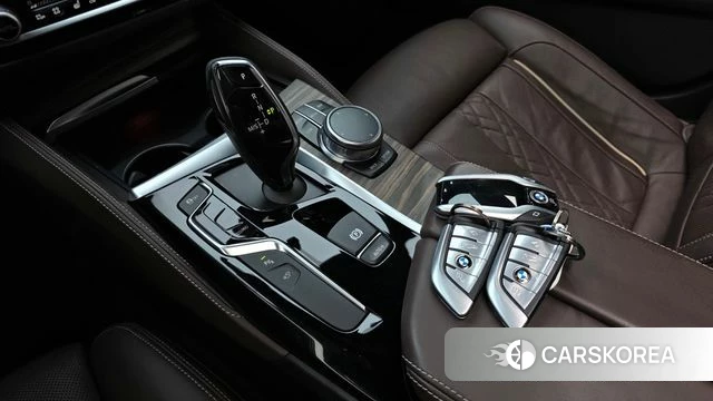 BMW 5 Series (G30) id 4502850 из Кореи 30