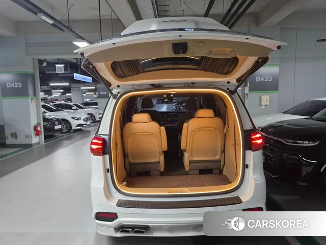 Kia The New Carnival id 4842677 из Кореи 18