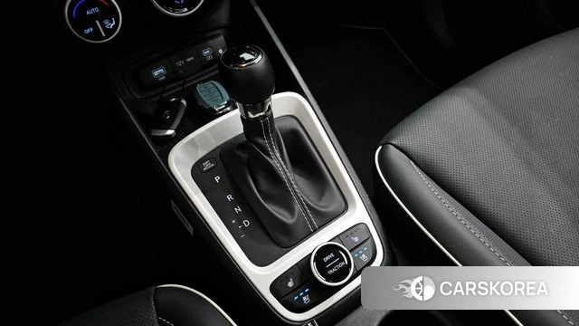 Hyundai Venue id 4353976 из Кореи 32