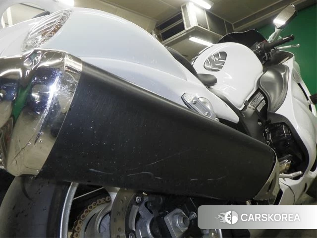 Suzuki GSX1300R HAYABUSA id 4183616 из Японии 22