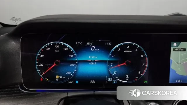 Mercedes-Benz E-Class W213 id 3685359 из Кореи 18