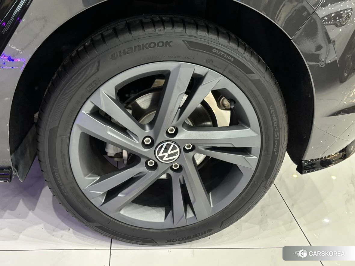 Volkswagen Golf id 4498856 из Китая 20