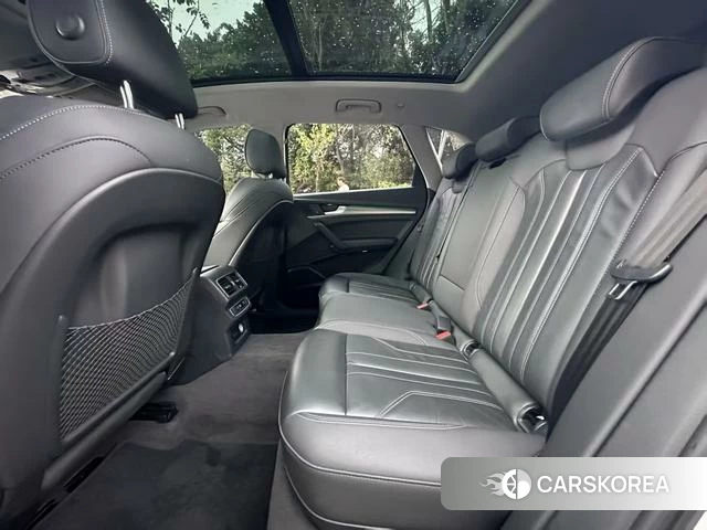 Audi Q5L id 4301119 из Китая 8