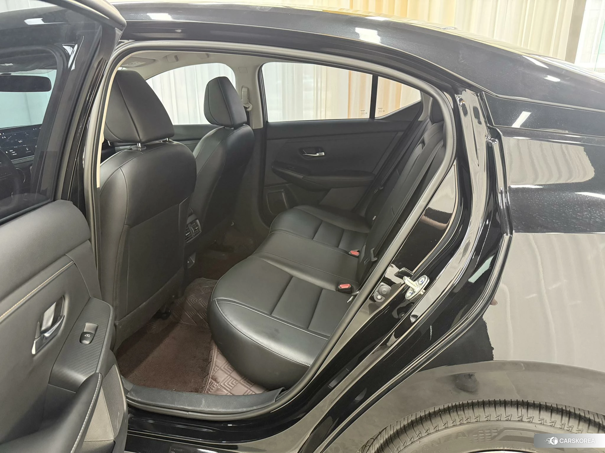 Nissan Xuan Yi id 4493257 из Китая 18
