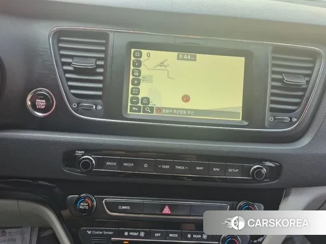 Kia The New Carnival id 3368675 из Кореи 12