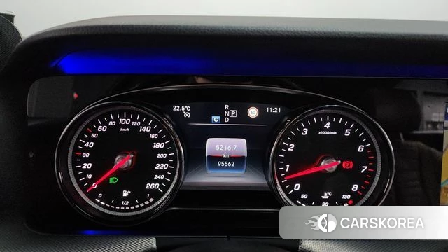Mercedes-Benz E-Class W213 id 4416846 из Кореи 30