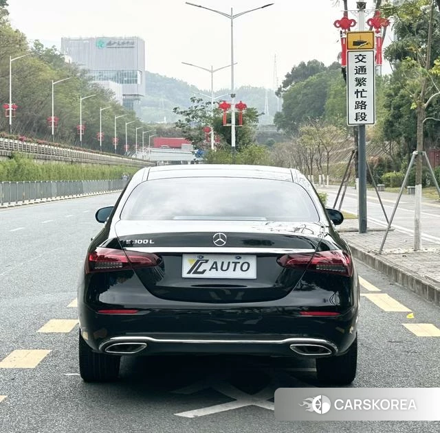 Mercedes-Benz E-class id 4222168 из Китая 14