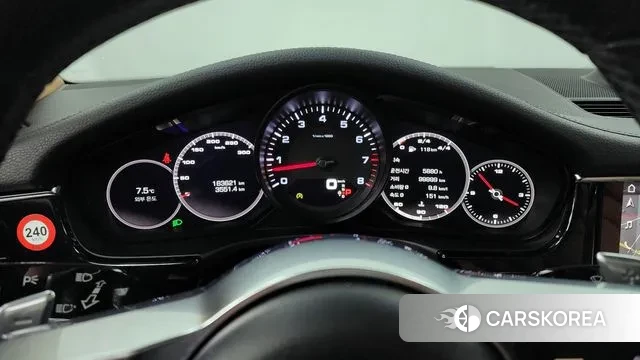 Porsche Panamera (971) id 3485177 из Кореи 18