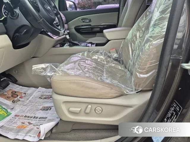 Kia All New Carnival id 3553045 из Кореи 18