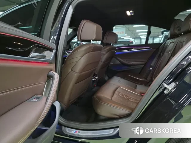 BMW 5 Series (G30) id 3665138 из Кореи 18