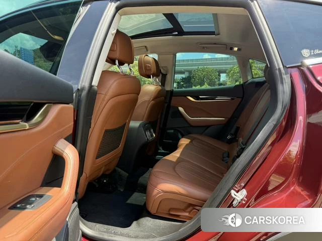 Maserati Levante id 4235630 из Китая 12