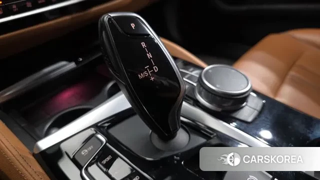 BMW 5 Series (G30) id 3779275 из Кореи 18