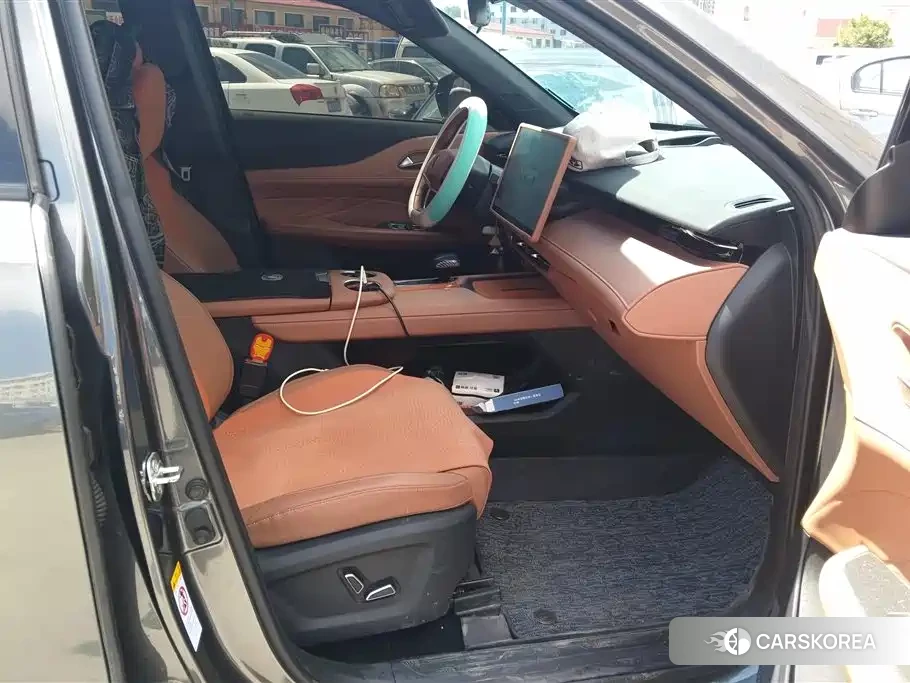Chang'an Changan UNI-Z New Energy id 4547307 из Китая 14