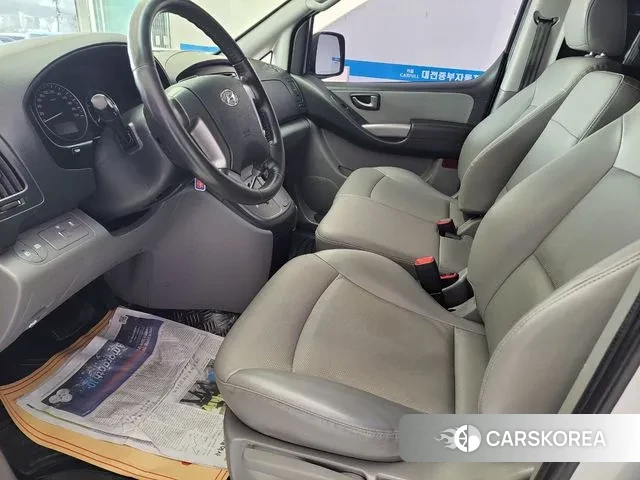 Hyundai The New Grand Starex id 2264846 из Кореи 16