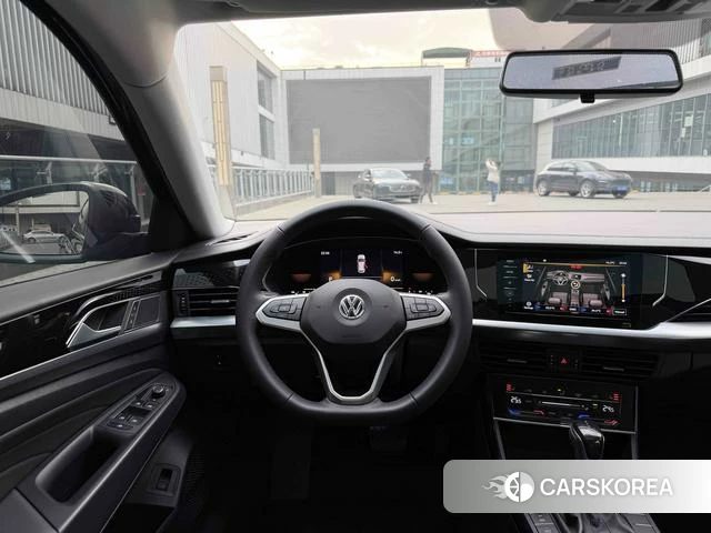 Volkswagen Passat id 4277006 из Китая 17