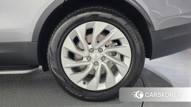 Land Rover Discovery 5 id 4532844 из Кореи 18
