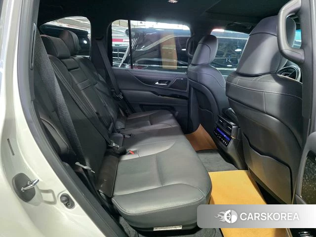 Lexus LX id 4272283 из Китая 22