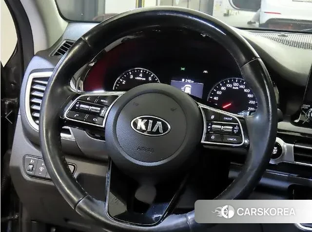 Kia Seltos id 3493582 из Кореи 17